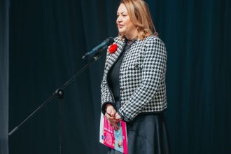 Ana Rinder Educatia reprezinta singura oportunitate reala pentru viitor