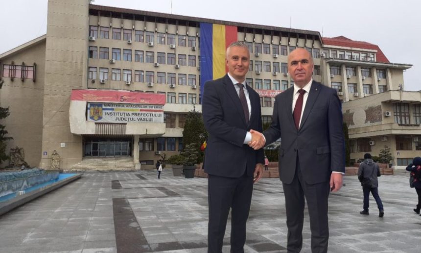 Arcaleanu s a laudat la un sprit ca se va intorce la Prefectura Angajatii institutiei Doamne fereste sa se intample