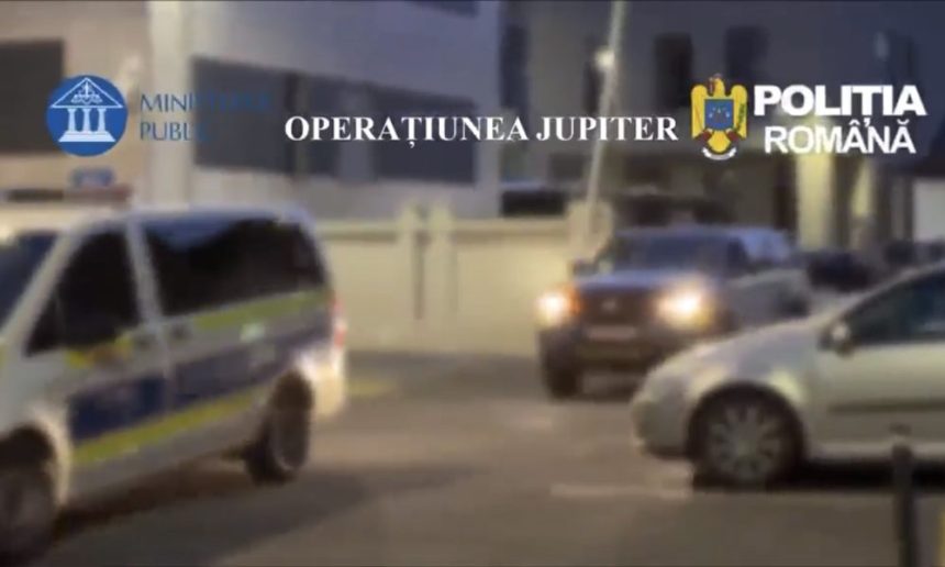 Descinderi spectaculoase in toata tara politia vaneaza retelele de produse contrafacute si piraterie online