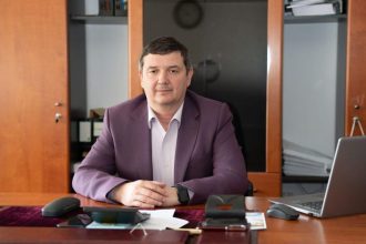 Liberalul Bulumac renunta la functia de viceprimar pentru un post de director Votul pe buget moneda de schimb