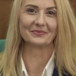 Liliana Trifan concediata din functia comoda de la Gaz Est Confidenta lui Barbu pierde salariul oferit cadou de seful sau