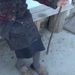 Batrana de 88 de ani descoperita semi deshabata si plina de vnatai Suspectul se odihnea in locuinta ei