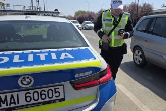 Tanarul de 21 de ani prins beat si fara permis la volan Un alt tanar conducea un moped neamtriculat prin Vaslui