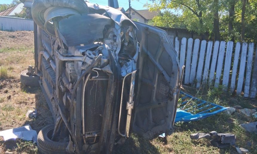autoturism rasturnat intr un gard la cantalaresti soferul de 62 de ani a refuzat sa fie transportat la spital