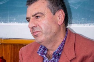 doliu la husi profesorul fanica asandei de la liceul agricol dimitrie cantemir a decedat