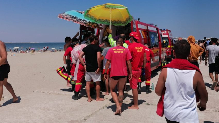 tragedie groaznica pe litoral doi frati din vaslui de 17 si 19 ani au decedat inecati la olimp