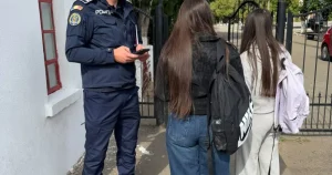 29 de elevi din Bârlad, găsiți în afara orelor. Controale și la baruri