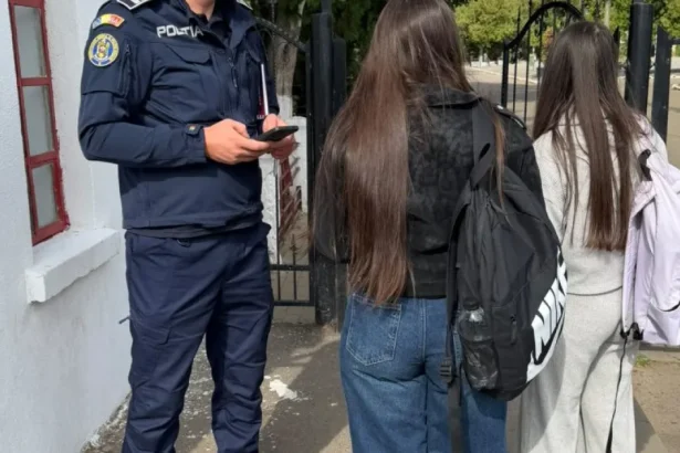29 de elevi din Bârlad, găsiți în afara orelor. Controale și la baruri