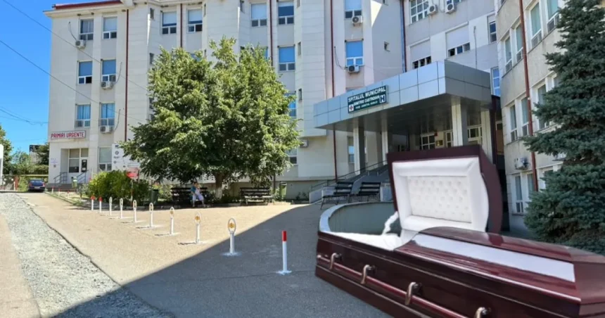 Bătrân de 90 de ani declarat mort, dar respira. Întrebări pentru managerul spitalului